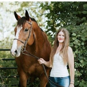 Meet your Posher, Lenka